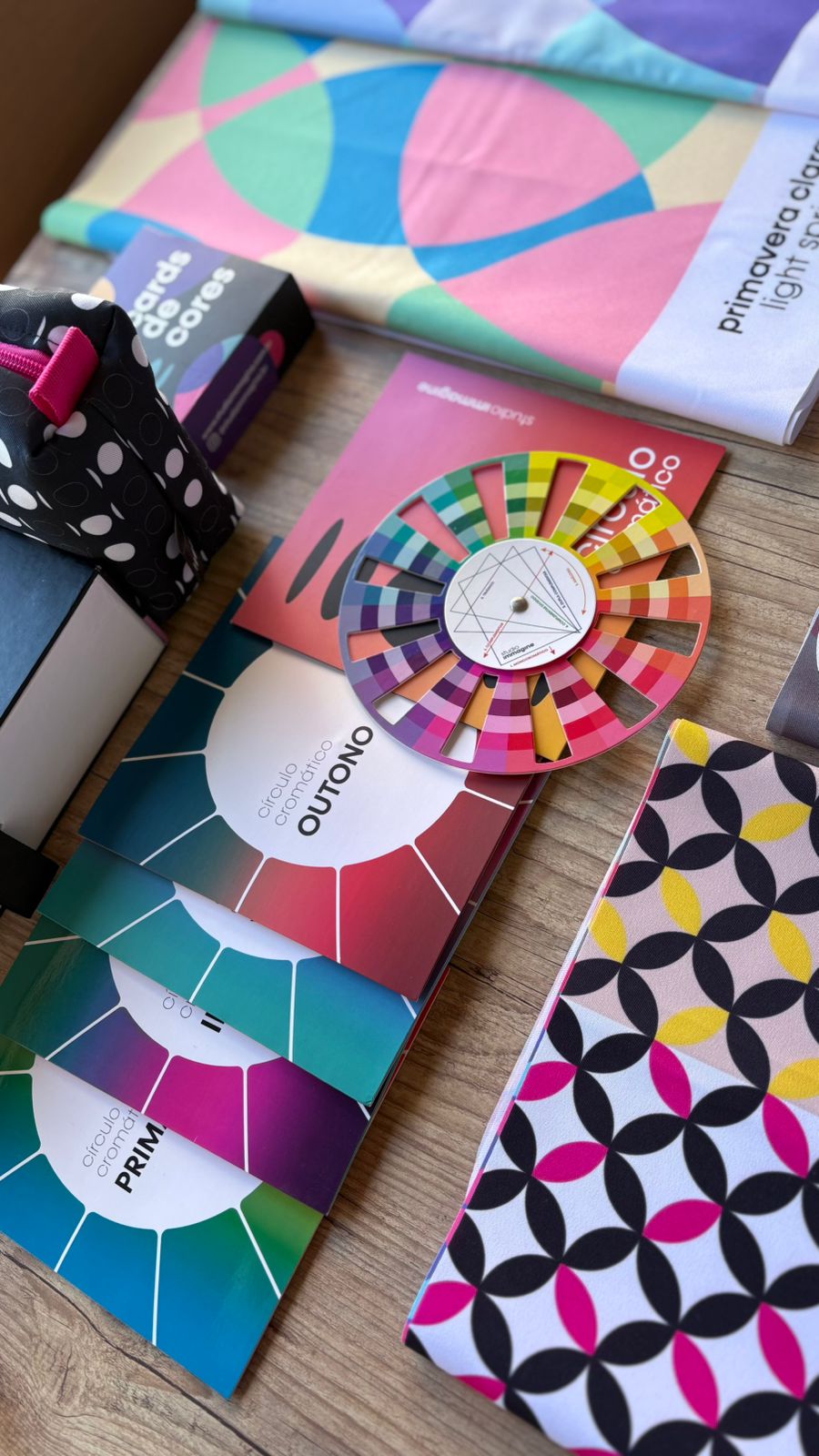 Cartelas e ferramentas de coloração pessoal